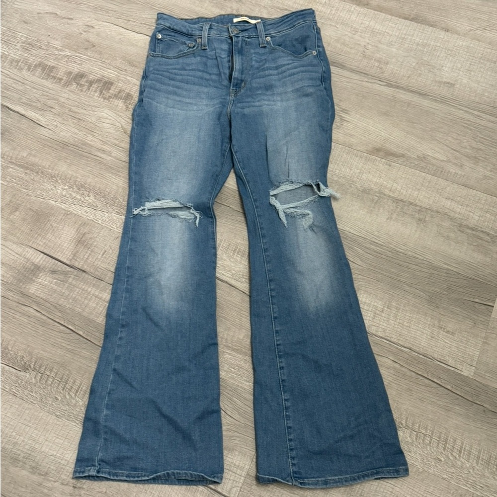 Levi’s women’s flare jeans size 30